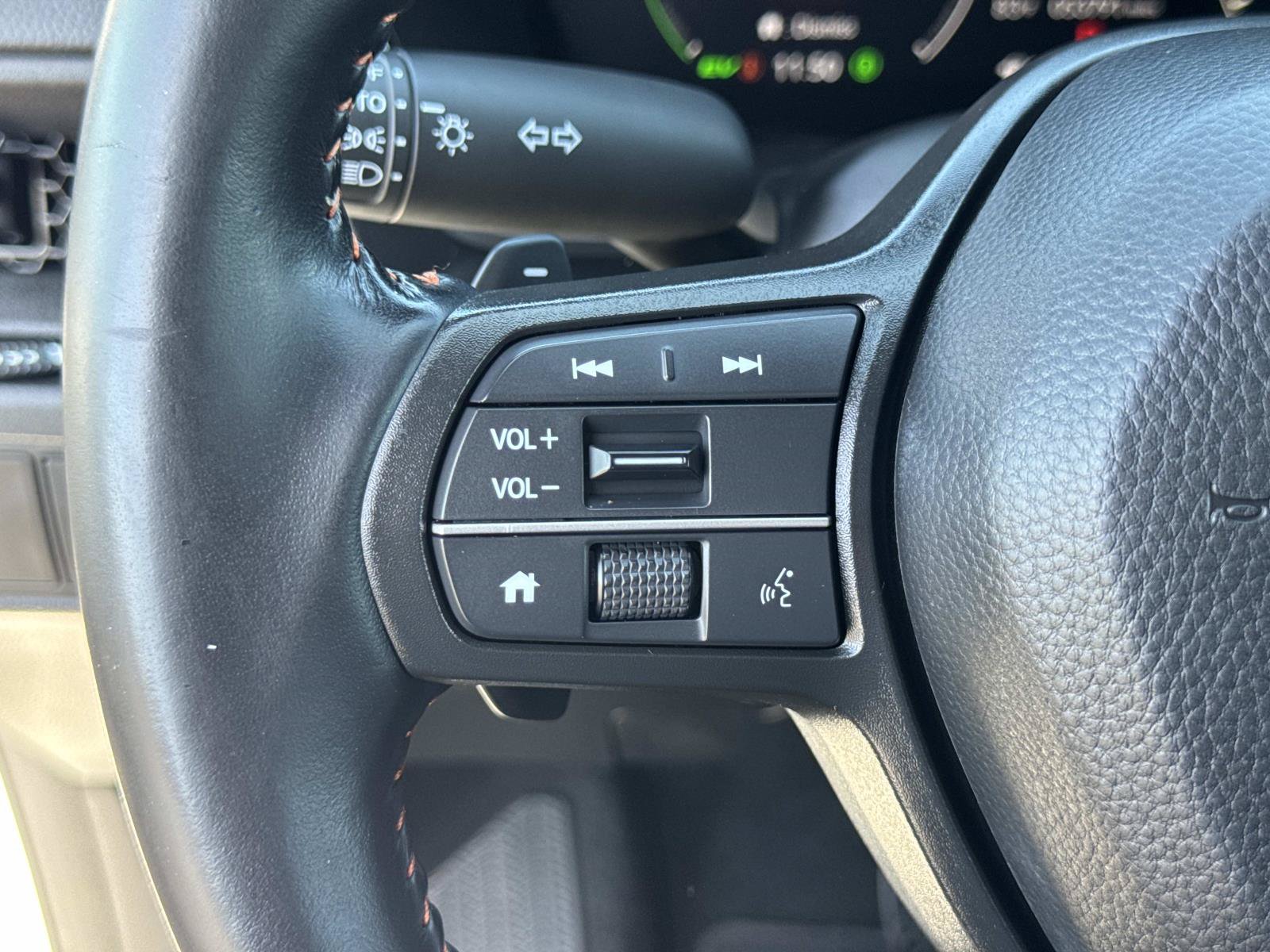 Used 2025 Honda CR-V Sport-L image 11