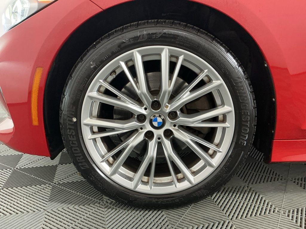 Certified 2023 BMW 330i Sedan image 32