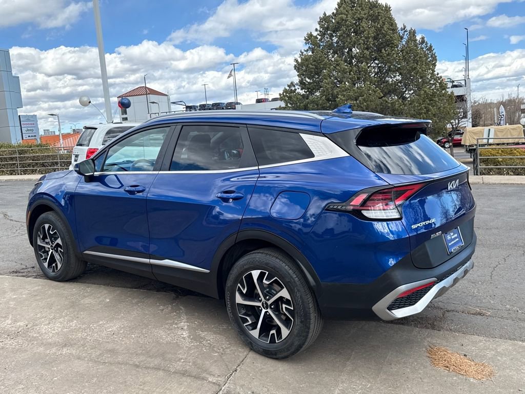 Used 2023 Kia Sportage EX image 5