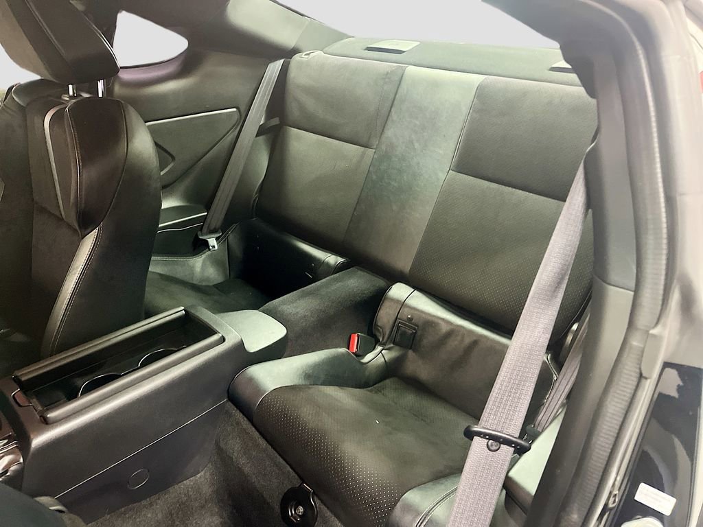 Used 2023 Toyota GR86 Premium w/ ALL Weather Mat Package (TMS) image 23