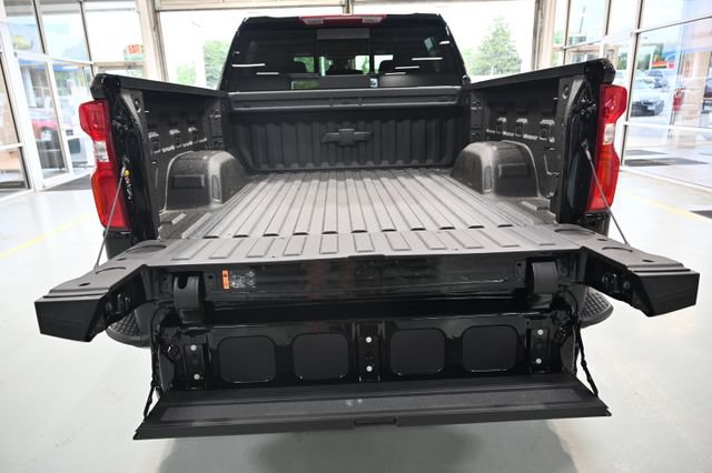 New 2026 Chevrolet Silverado 1500 RST AWD/4WD image 9