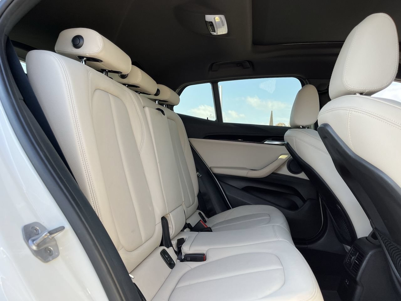 Used 2023 BMW X2 sDrive28i w/ M Sport Package FWD image 27
