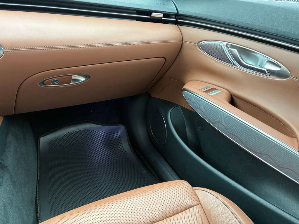 Used 2023 Genesis GV70 2.5T w/ Advanced Package image 40