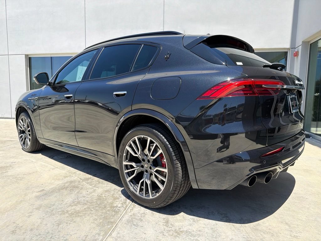 Certified 2023 Maserati Grecale Modena AWD/4WD image 8