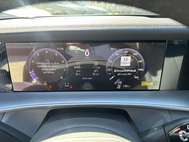 New 2026 Volkswagen Tiguan SE R-Line AWD/4WD image 18