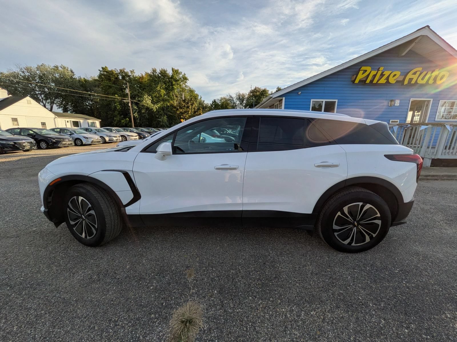 Used 2024 Chevrolet Blazer EV LT AWD/4WD image 2