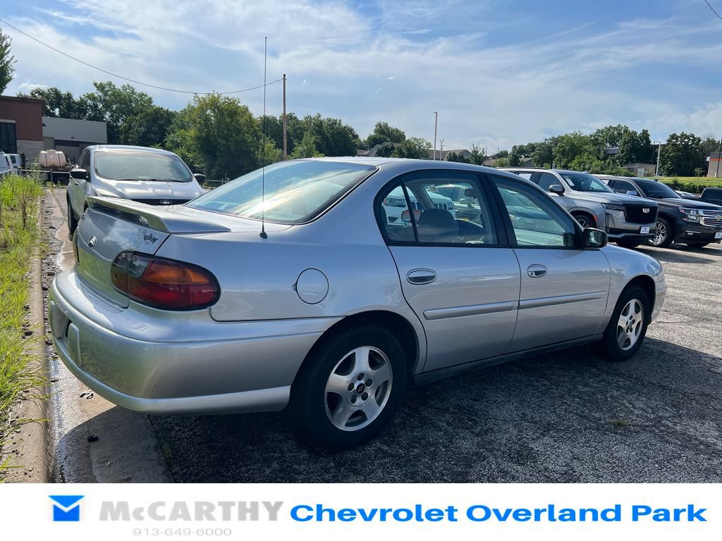Used 2003 Chevrolet Malibu V6 w/ Preferred Equipment Group 1 FWD image 3