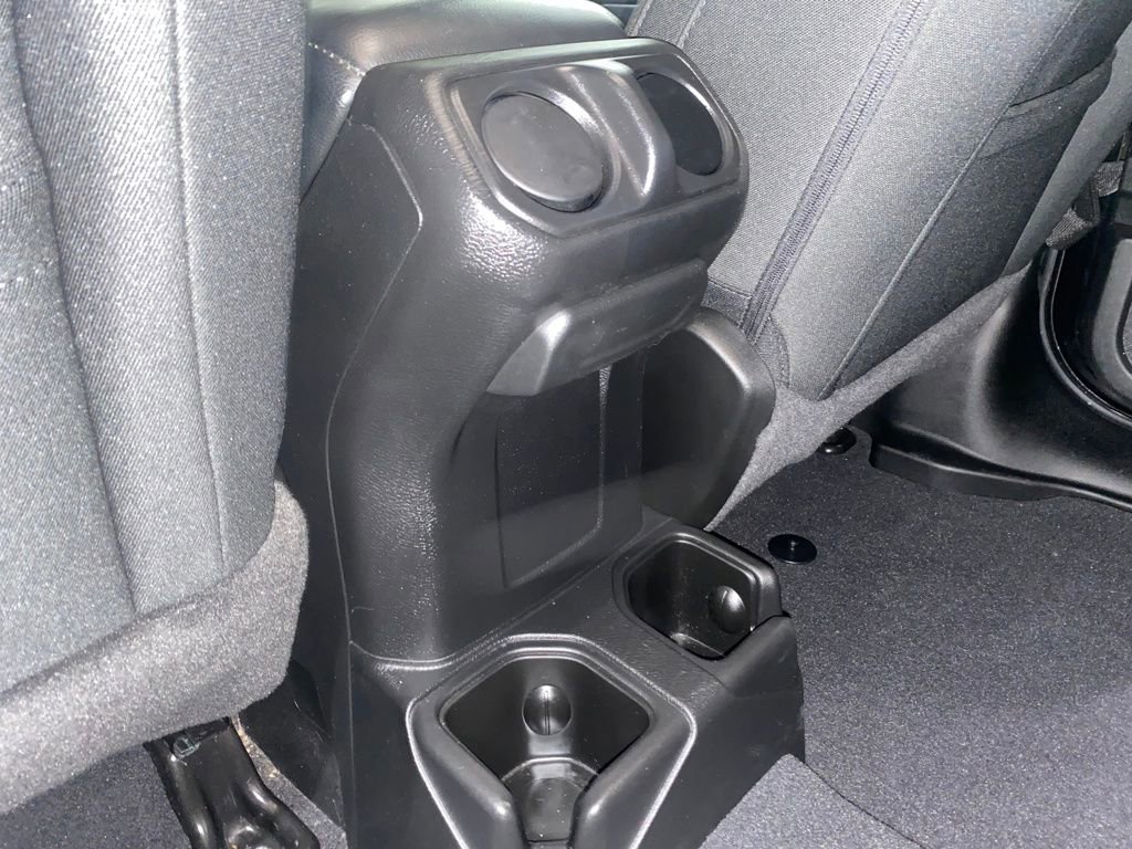 Used 2022 Jeep Wrangler Unlimited Sport image 29