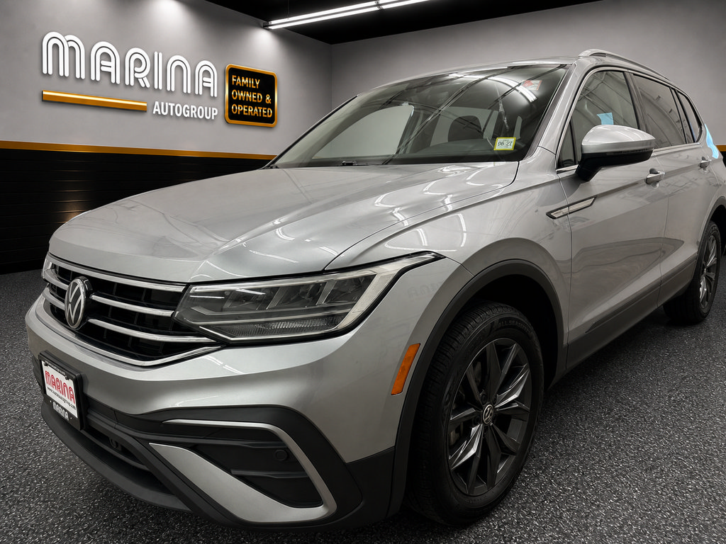 Used 2023 Volkswagen Tiguan SE AWD/4WD image 16