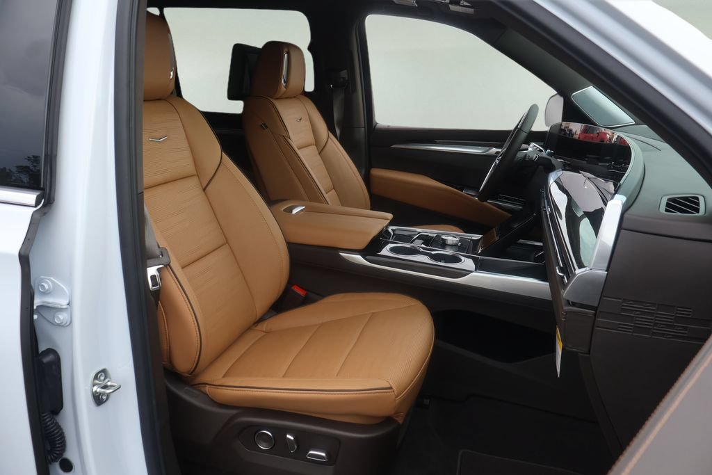 New 2026 Cadillac Escalade ESV Luxury w/ Touring Package RWD image 21
