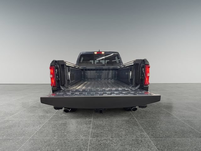 New 2026 RAM 1500 Laramie AWD/4WD image 16