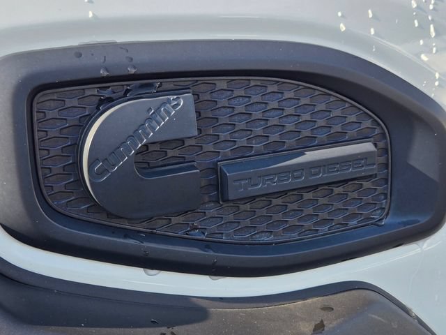 Used 2018 Nissan Titan SL w/ Midnight Edition AWD/4WD image 26