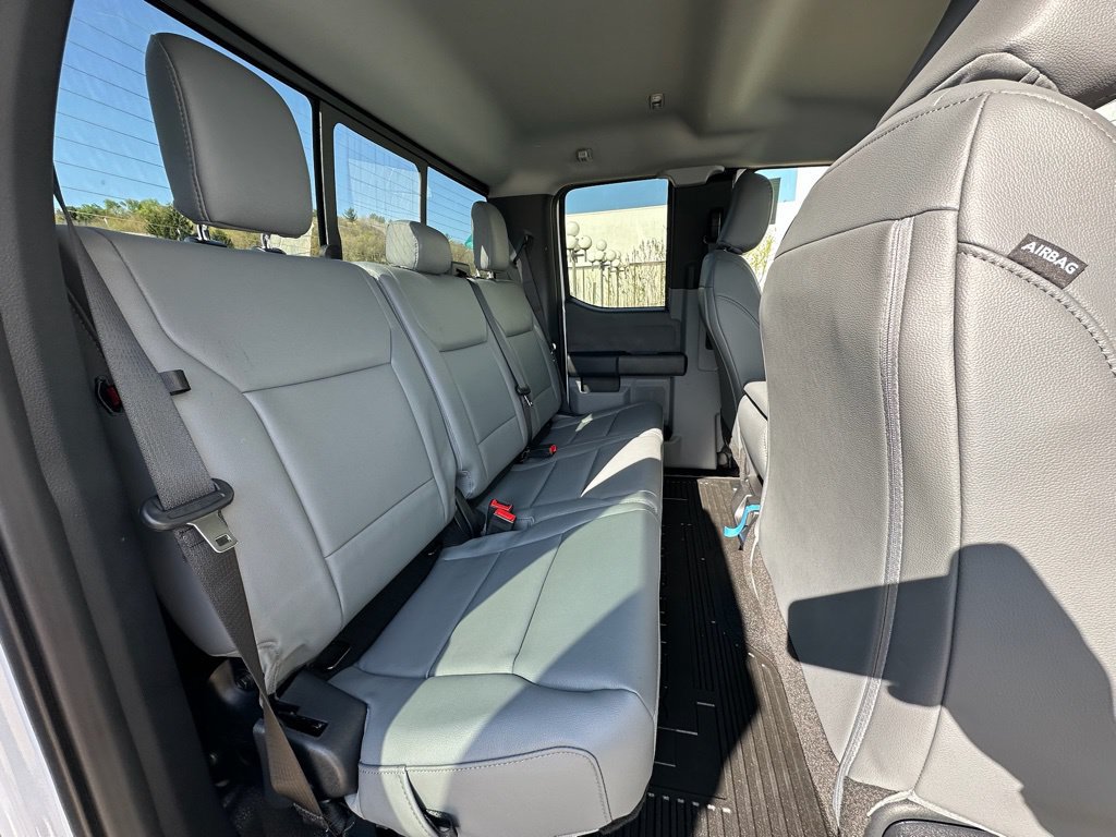 New 2026 Ford F350 XL w/ XL Chrome Package AWD/4WD image 22