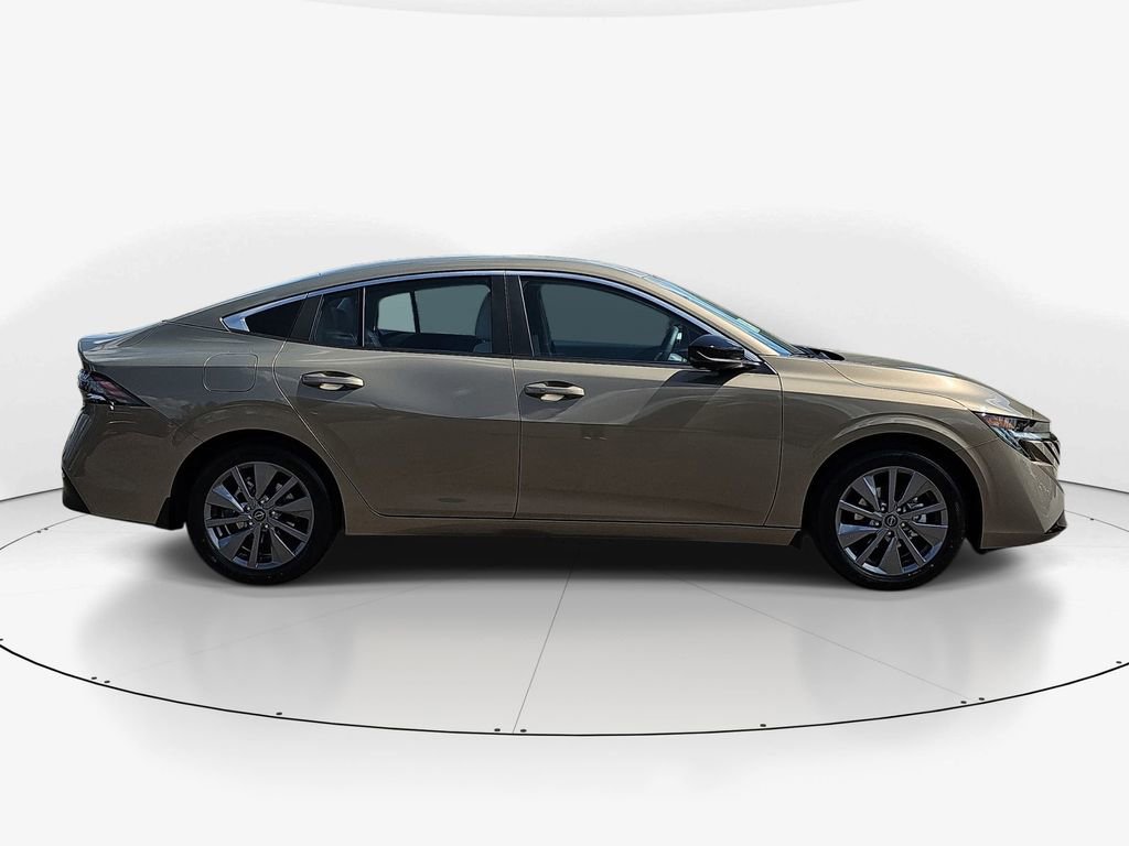 New 2026 Nissan Sentra SL w/ Floor Mat Package image 4