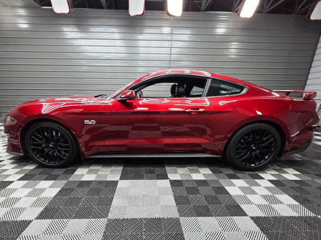 Used 2019 Ford Mustang GT Premium w/ GT Performance Package RWD image 9