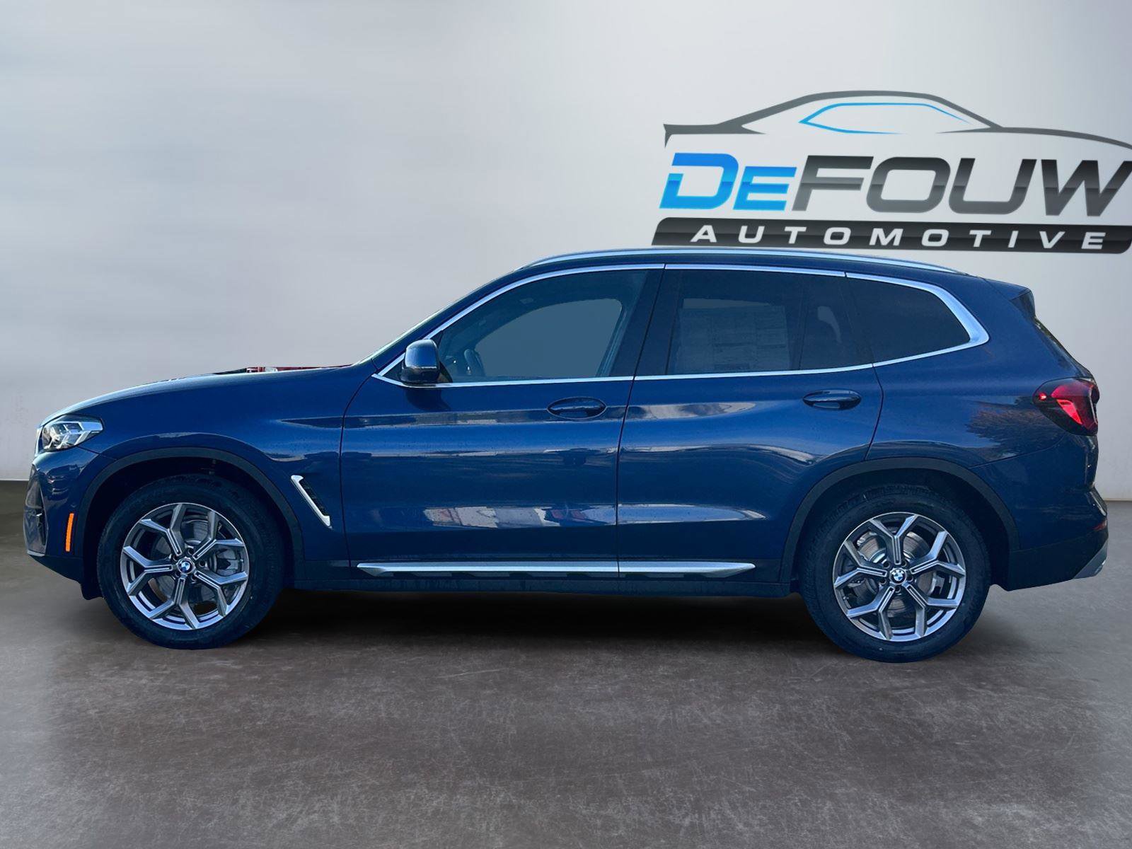 Used 2024 BMW X3 xDrive30i w/ Premium Package image 6