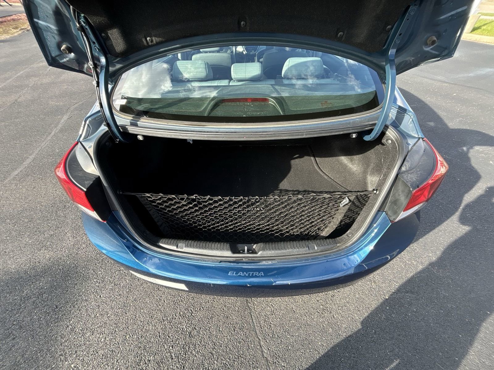 Used 2013 Hyundai Elantra GLS w/ Preferred Pkg FWD image 21