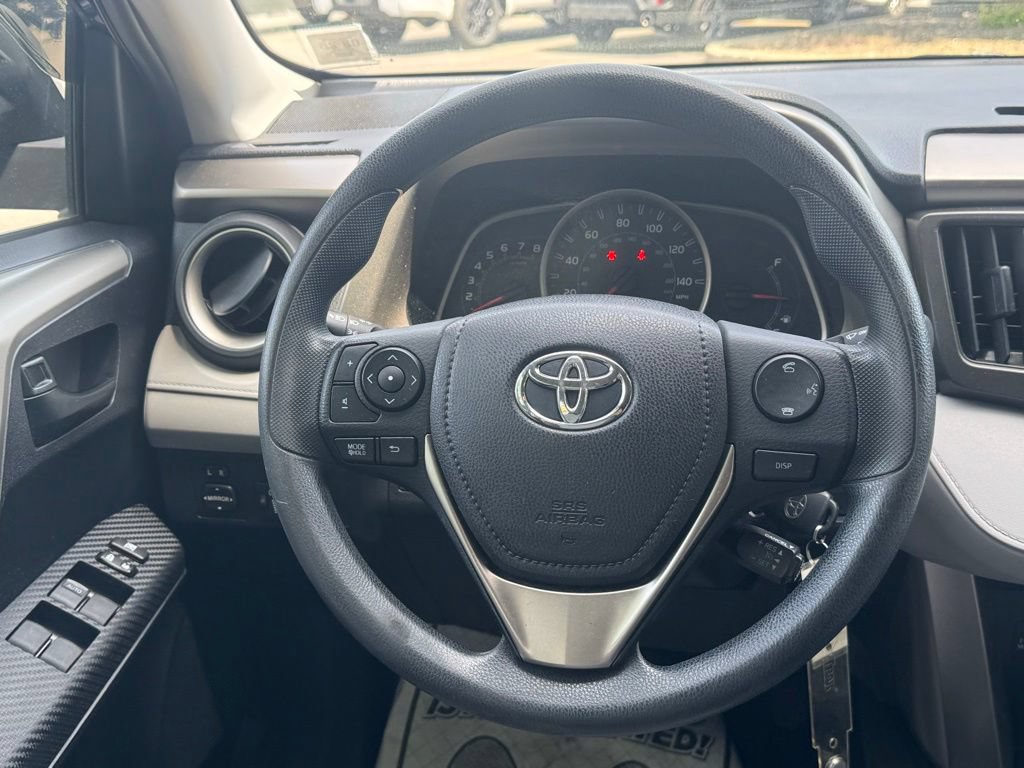 Used 2014 Toyota RAV4 LE AWD/4WD image 6