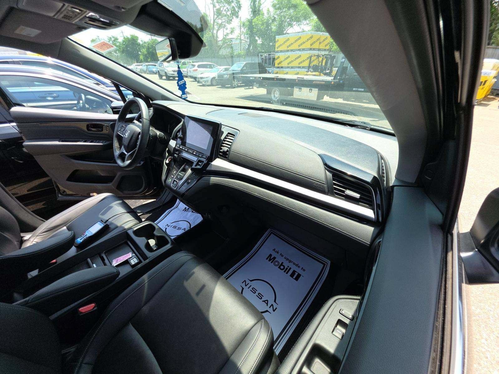 Used 2024 Honda Odyssey Touring image 17