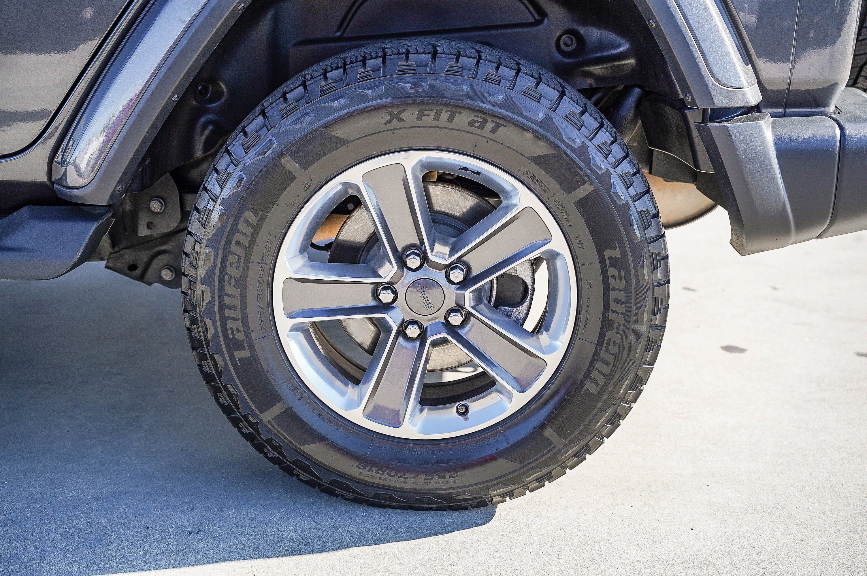 Used 2020 Jeep Wrangler Unlimited Sahara image 7