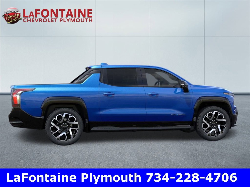 New 2025 Chevrolet Silverado EV RST image 5