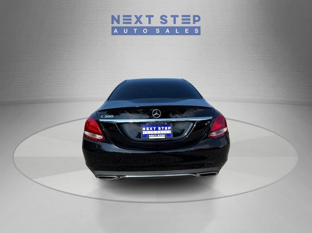 Used 2018 Mercedes-Benz C 300 Sedan image 7