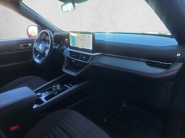 Used 2025 Ford Explorer ST-Line w/ ST-Line Street Pack image 19