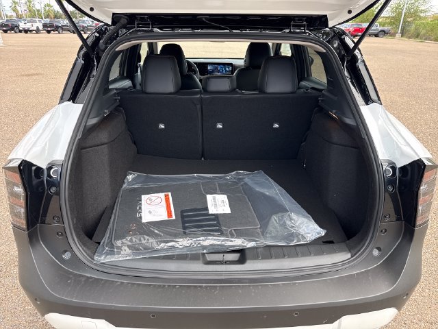 New 2027 Nissan Kicks SR AWD/4WD image 27
