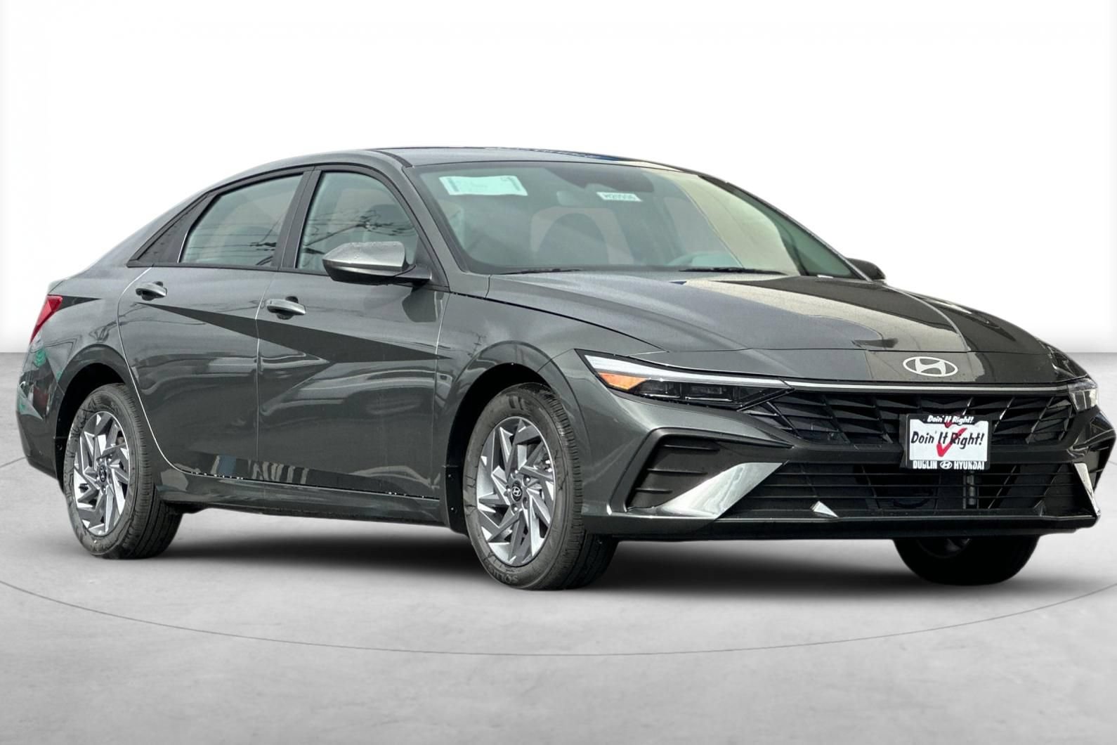 Used 2026 Hyundai Elantra Hybrid FWD image 11