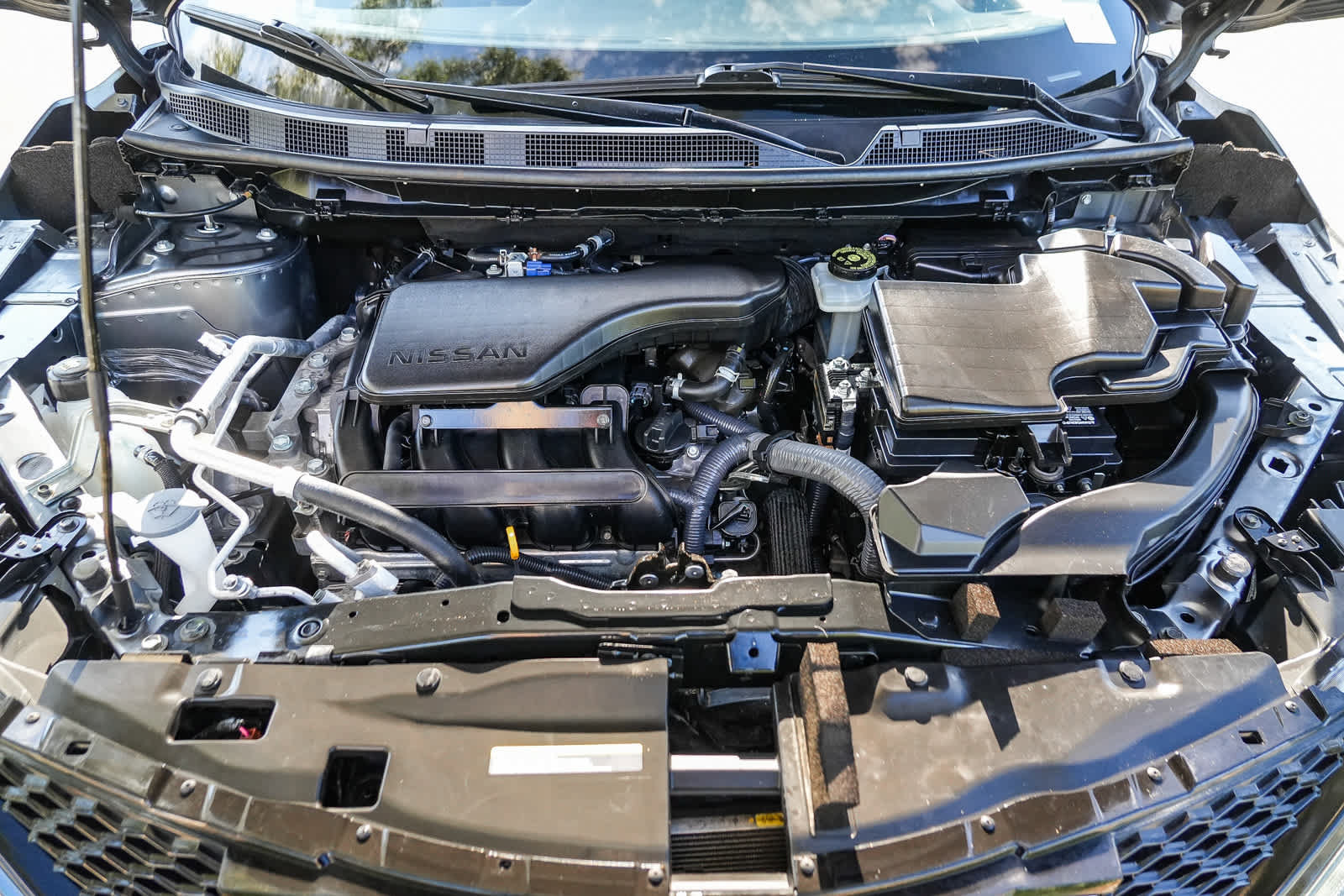 Used 2018 Nissan Rogue Sport SV FWD image 28
