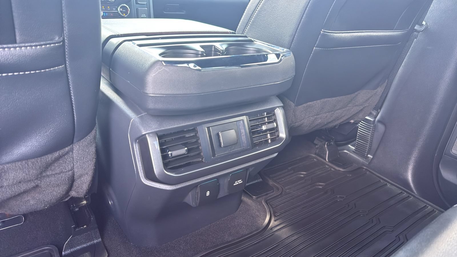Used 2023 Ford F150 Lariat AWD/4WD image 27