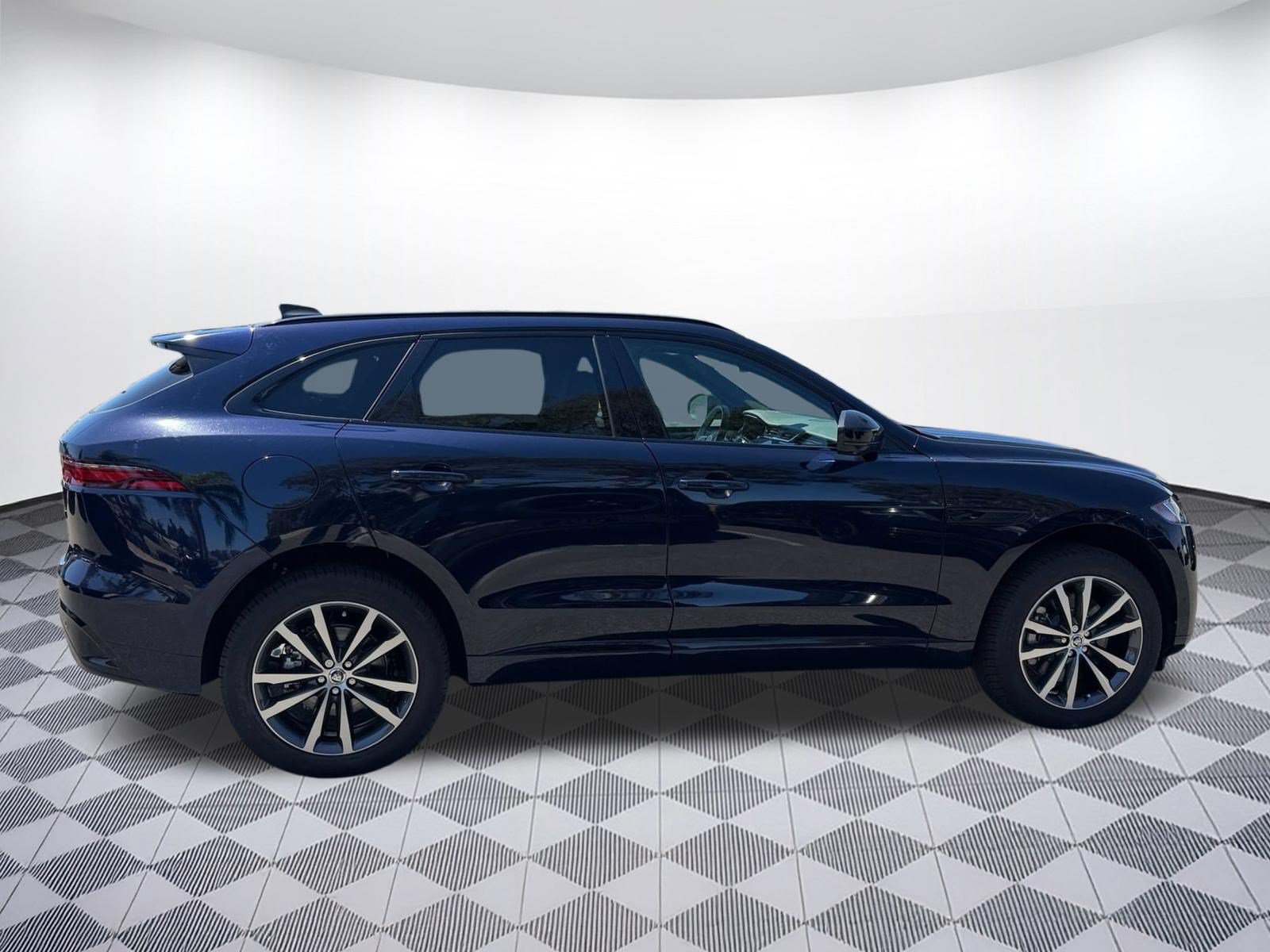 New 2026 Jaguar F-PACE R-Dynamic S AWD/4WD image 8
