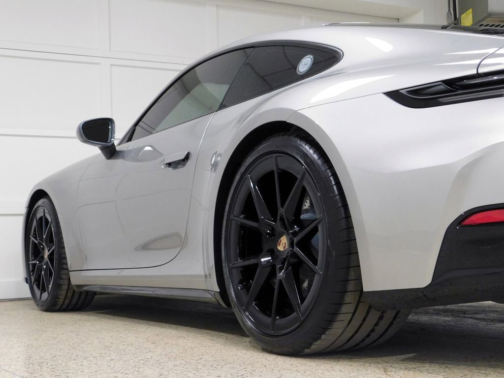 Used 2025 Porsche 911 Carrera T image 84