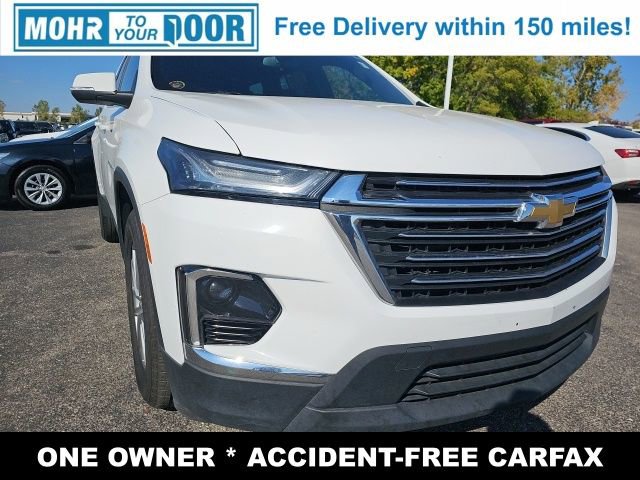 Used 2023 Chevrolet Traverse LT image 3