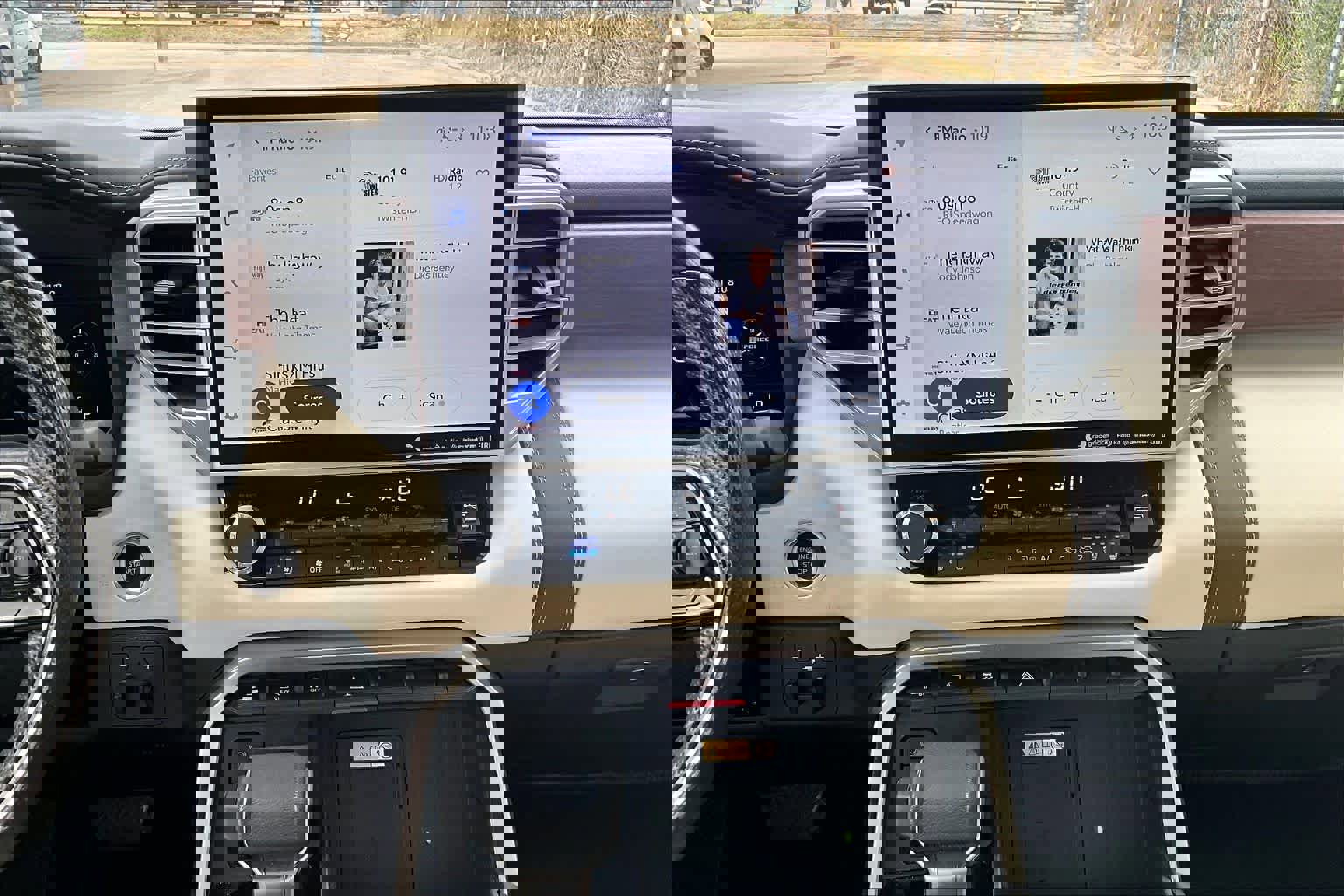 Used 2022 Toyota Tundra 1794 Edition image 7