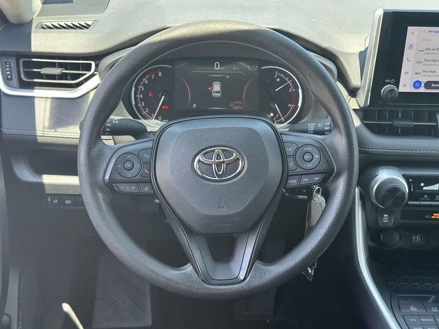 Used 2023 Toyota RAV4 LE AWD/4WD image 20