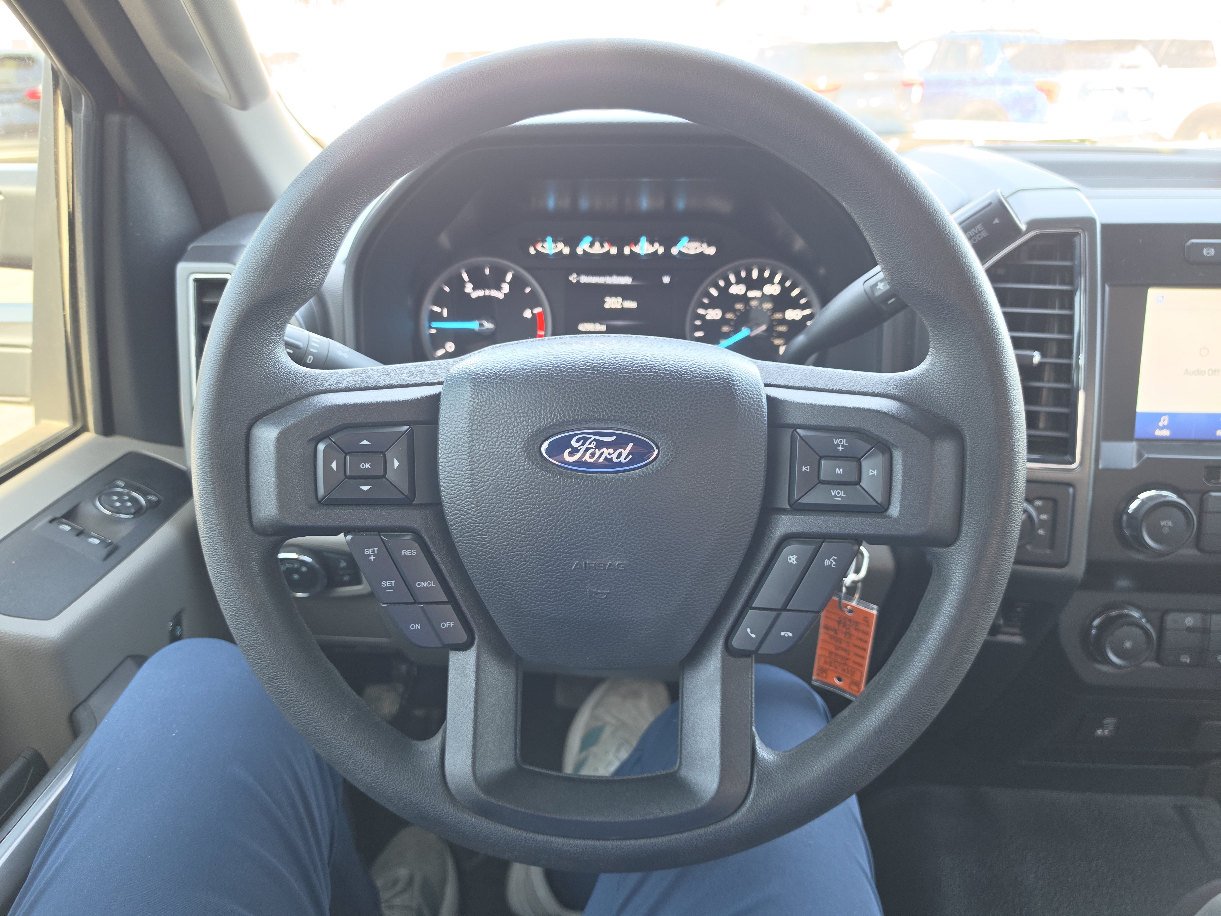 Used 2022 Ford F550 4x4 Regular Cab Super Duty image 20