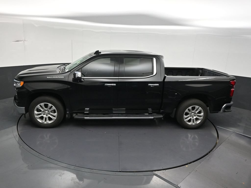 Used 2022 Chevrolet Silverado 1500 LTZ RWD image 17