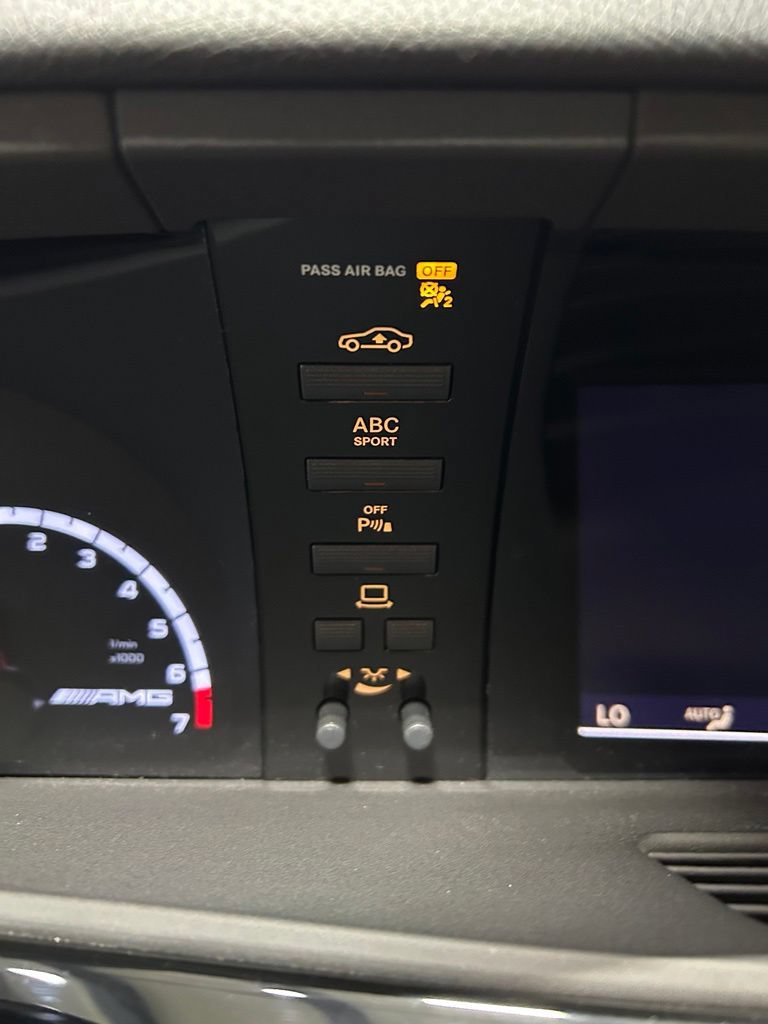 Used 2013 Mercedes-Benz S 63 AMG image 19