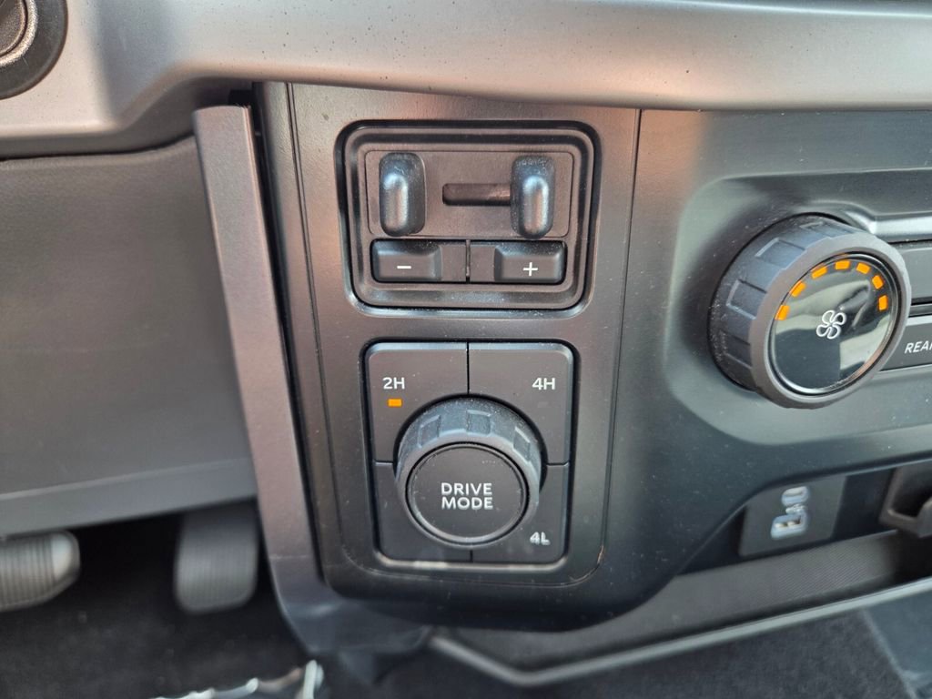 Used 2023 Ford F150 XLT w/ Trailer Tow Package AWD/4WD image 29