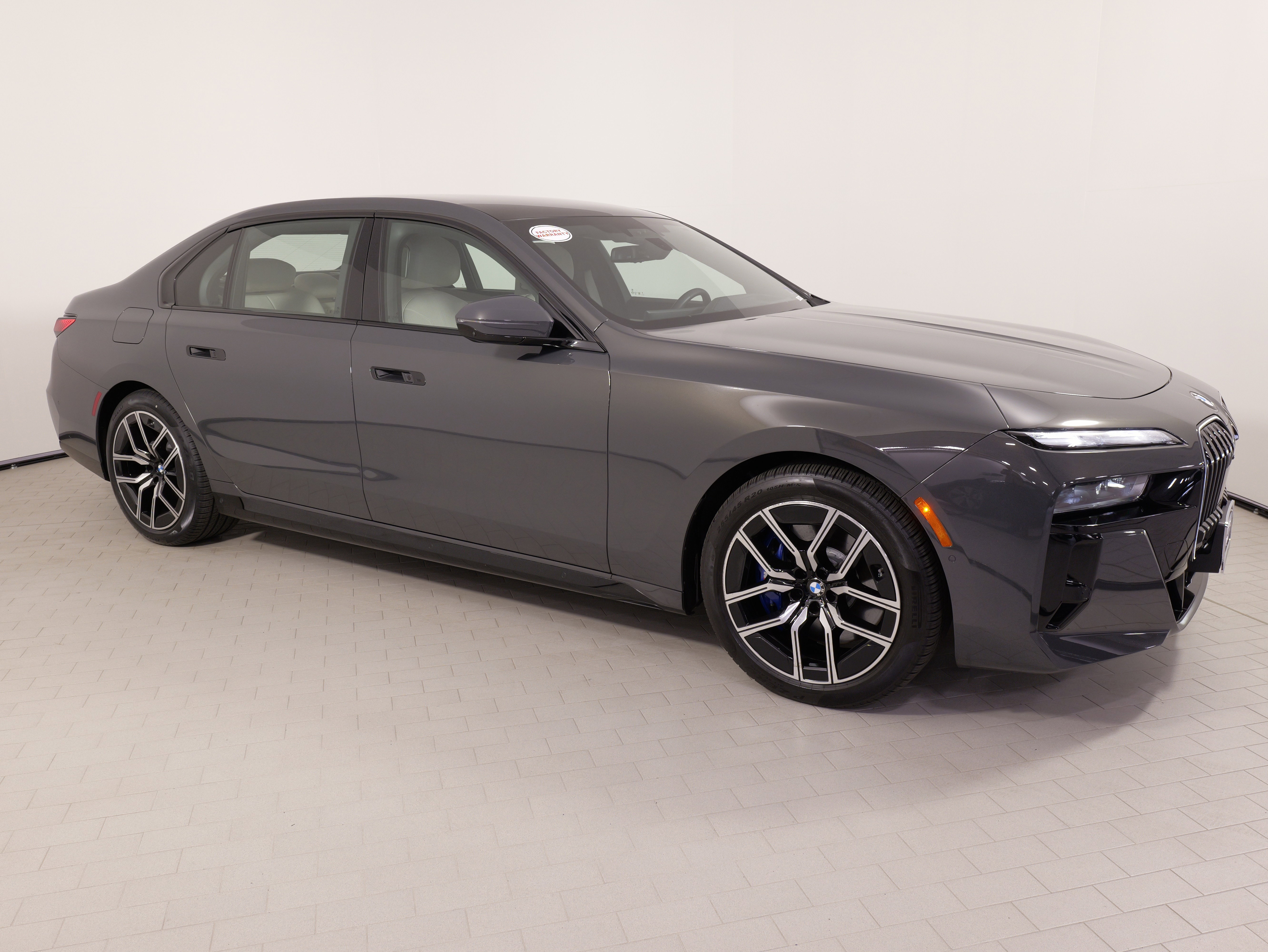 Used 2024 BMW 740i RWD image 8