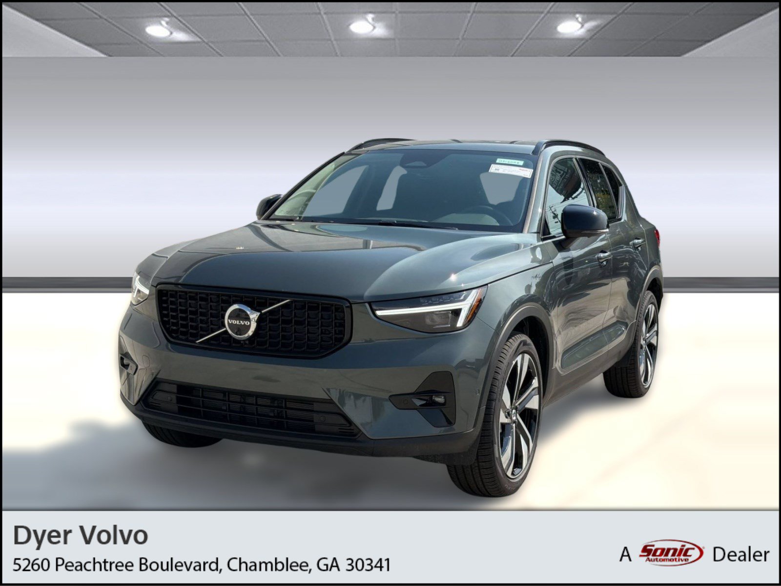 New 2026 Volvo XC40 B5 Plus w/ Climate Package