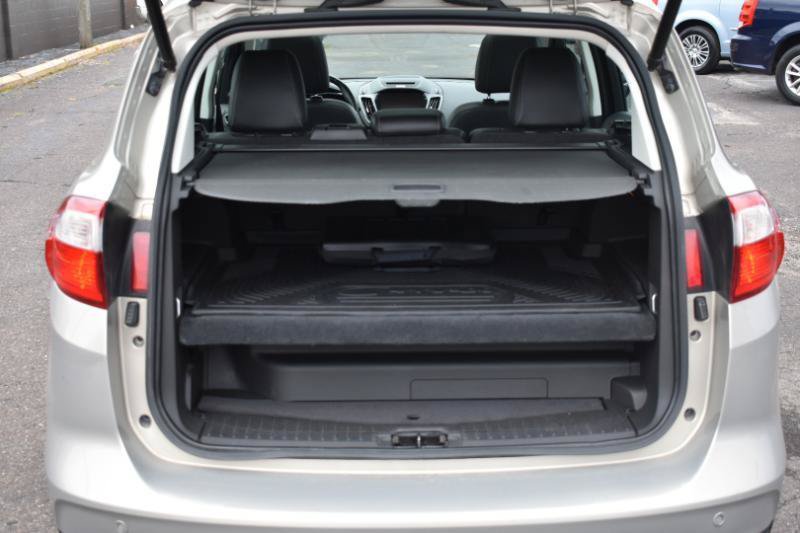 Used 2015 Ford C-MAX Energi SEL w/ Equipment Group 303A FWD image 10