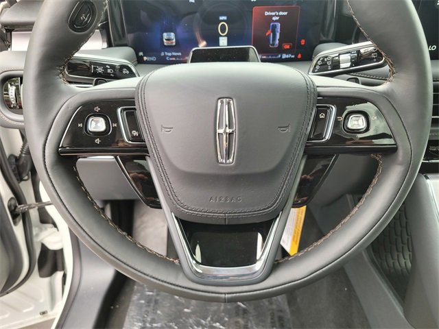 New 2025 Lincoln Aviator AWD w/ Equipment Group 101A image 20