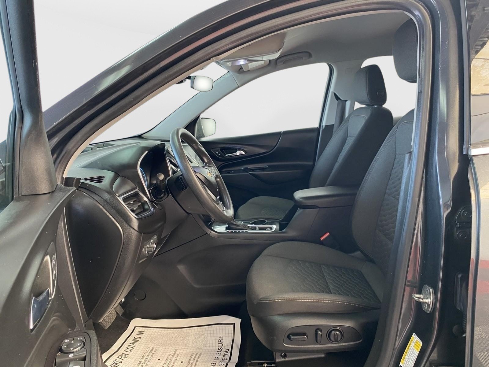 Used 2020 Chevrolet Equinox LT FWD image 21