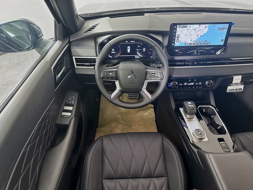 New 2026 Mitsubishi Outlander SEL Black Edition FWD image 24