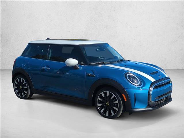 Used 2024 MINI Cooper SE FWD image 3