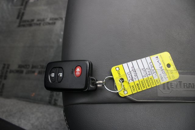 Used 2013 Toyota Prius Two image 7