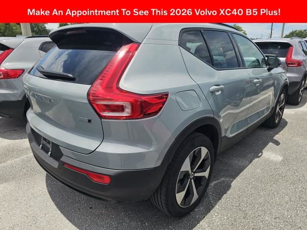 Used 2026 Volvo XC40 B5 Plus AWD/4WD image 2