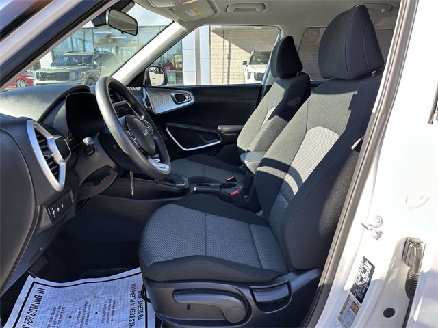 Certified 2023 Kia Soul LX w/ Option Group 015 image 14